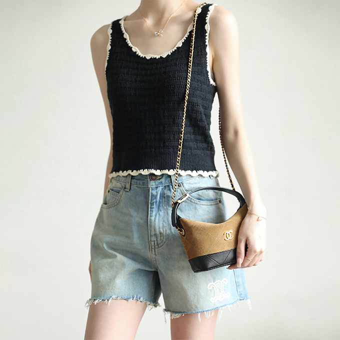 chanel two tone suede calfskin patchwork hobo chain pochette bag